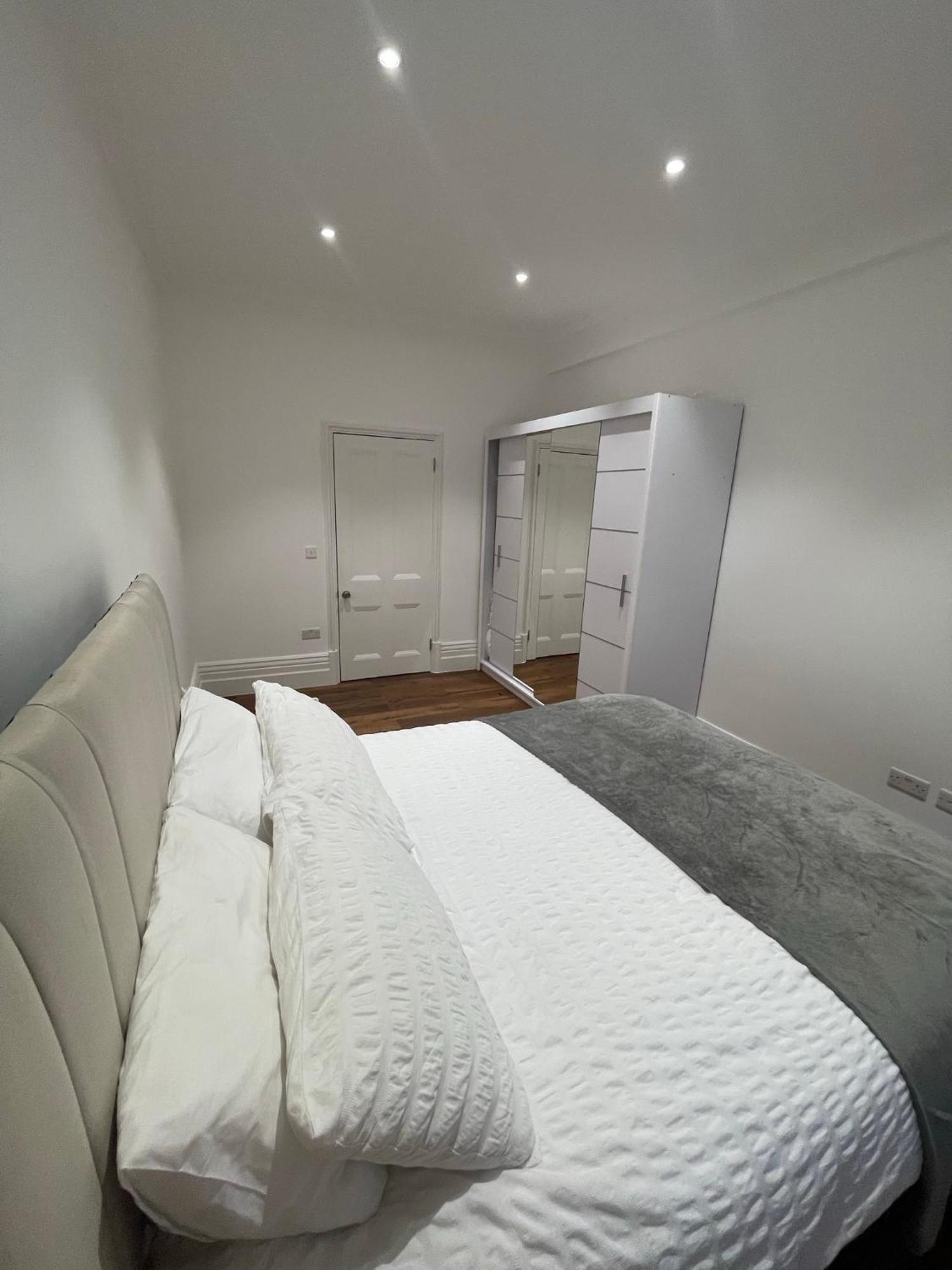 Luxurious In South Kensington Quarto em Acomodações Particulares *