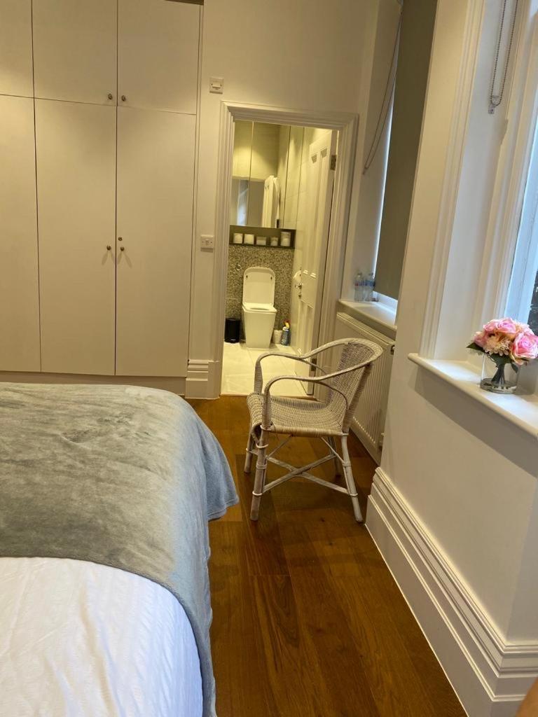 Quarto em Acomodações Particulares Luxurious In South Kensington *